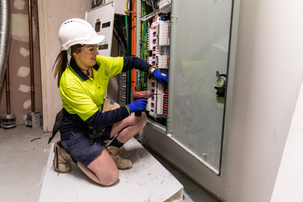 Best Emergency Electrical Repair  in Royal Palm Estates, FL